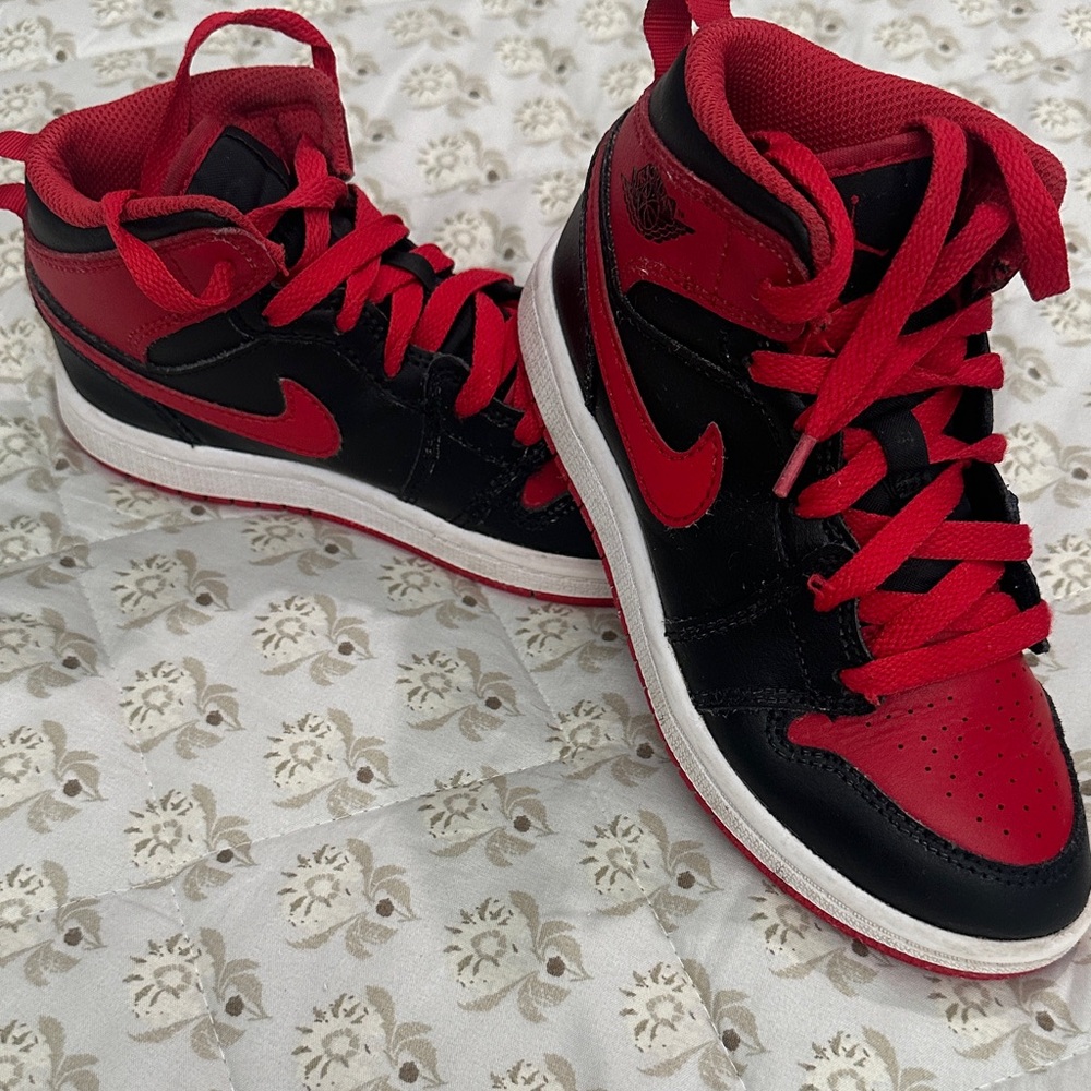 Nike Kids Black and Red High-Top Sneakers